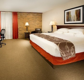 Hotel Lotus Kansas City Merriam
