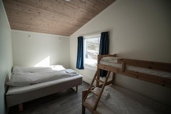 Dombåstun