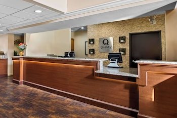 Comfort Suites Las Colinas Center