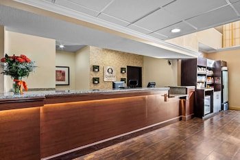 Comfort Suites Las Colinas Center