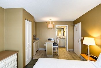 Boardwalk Resort & Villas