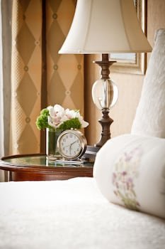 Delamar Greenwich Harbor