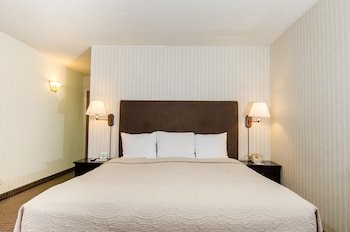 Los Gatos Lodge