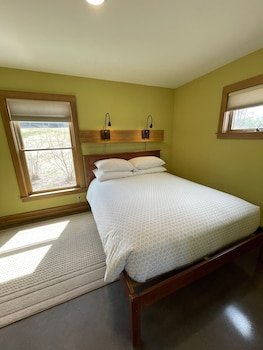 Fat Sheep Farm & Cabins