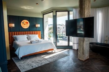 Mayer House