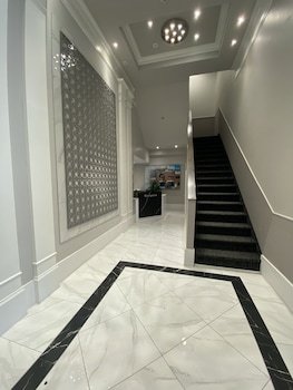 Parc Avenue Residence Mile End