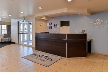 Microtel Inn & Suites by Wyndham Klamath Falls