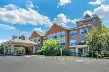 Comfort Suites Marquette