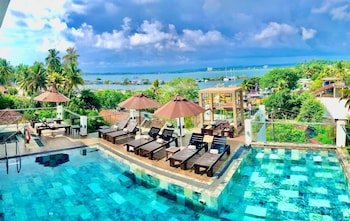 Emerald Bay Resort Mirissa