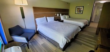 Holiday Inn Express & Suites Kinston