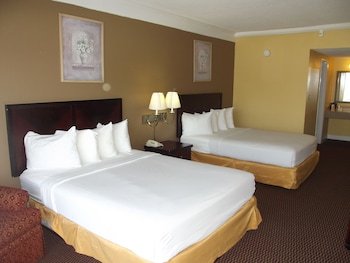 Magnuson Hotel Convention Center