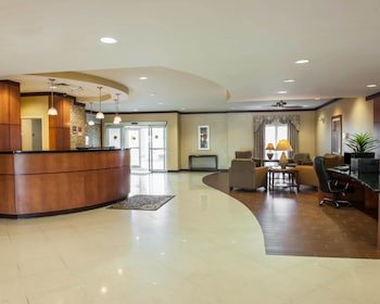 Comfort Suites