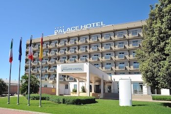 Palace Hotel