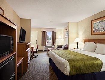 Days Inn & Suites by Wyndham Stuttgart