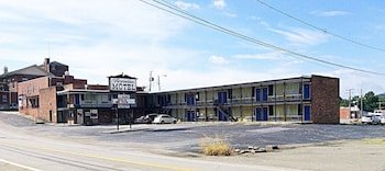 Virginian Motel