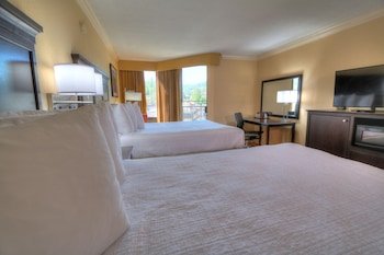 Edgewater Hotel