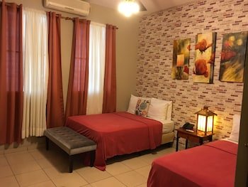 Panamá House Bed & Breakfast