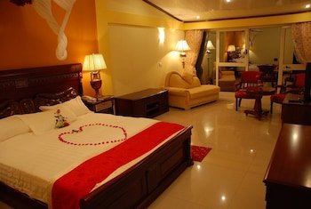 Lewi Hotel Meneharia