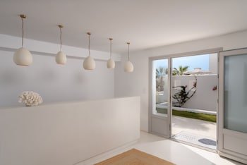 White Dunes Luxury Boutique Hotel