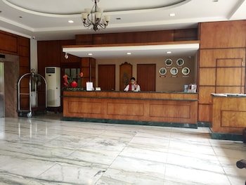 MJ Hotel & Suites