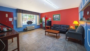Mayfair Inn