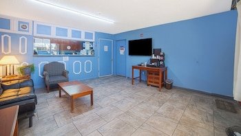 Mayfair Inn