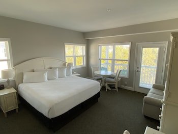 River Hotel Of Southport