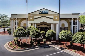 Quality Inn & Suites Mooresville