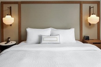 Fairfield Inn & Suites Virginia Beach/Norfolk Airport