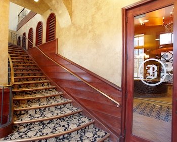 The Brewhouse Inn And Suites