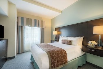 Staybridge Suites Wilmington - Brandywine Valley