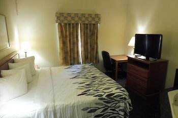 Red Roof Inn & Suites Galloway