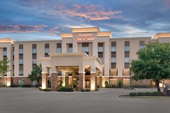 Hampton Inn & Suites Ft. Worth-Burleson