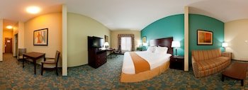 Holiday Inn Express Hotel & Suites Salem