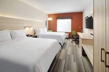 Holiday Inn Express Hotel & Suites Salem