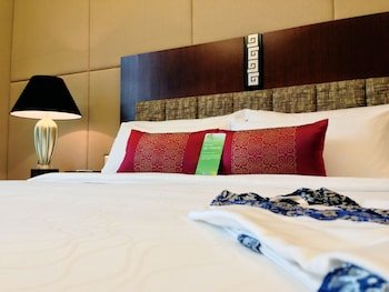 Dong Fang Hotel Guangzhou