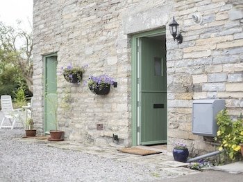 Withy Cottages