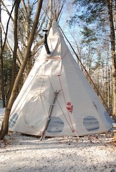 Chimo Refuges Treehouse Resort