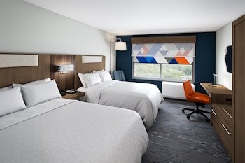 Holiday Inn Express and Suites Mansfield Ontario an IHG Hotel