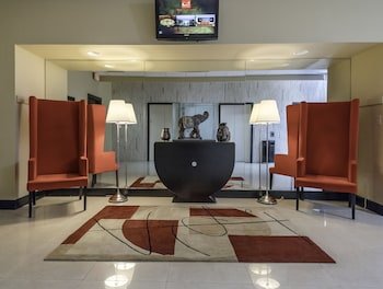 Causeway Bay Lansing Hotel & Convention Center