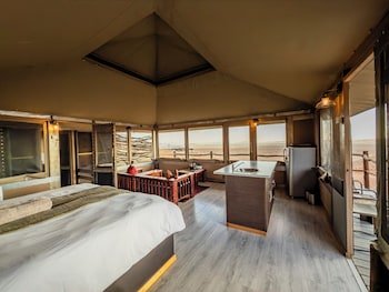 Moon Mountain Luxury Tented Lodge