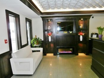 Americas Best Value Inn & Suites Thief River Falls
