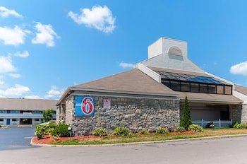 Motel 6 Detroit Southgate