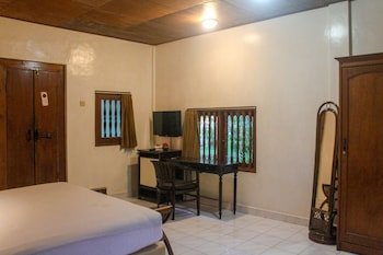 Suji Bungalow