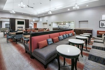 Homewood Suites by Hilton Laredo at Mall del Norte