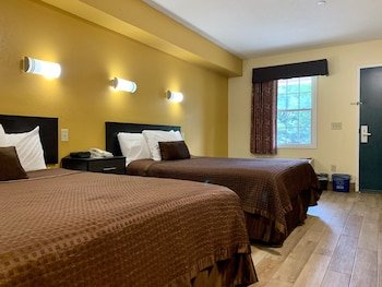 Executive Inn and Suites