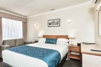 Stagecoach Motel