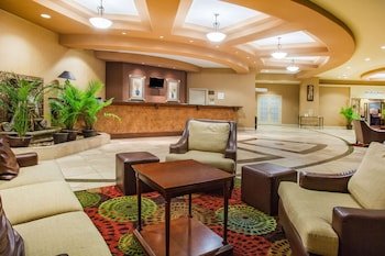 Ramada by Wyndham Jacksonville I-95 by Butler Blvd