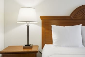 Thousand Hills Resort Hotel