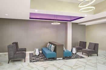 La Quinta Inn & Suites by Wyndham Springfield IL